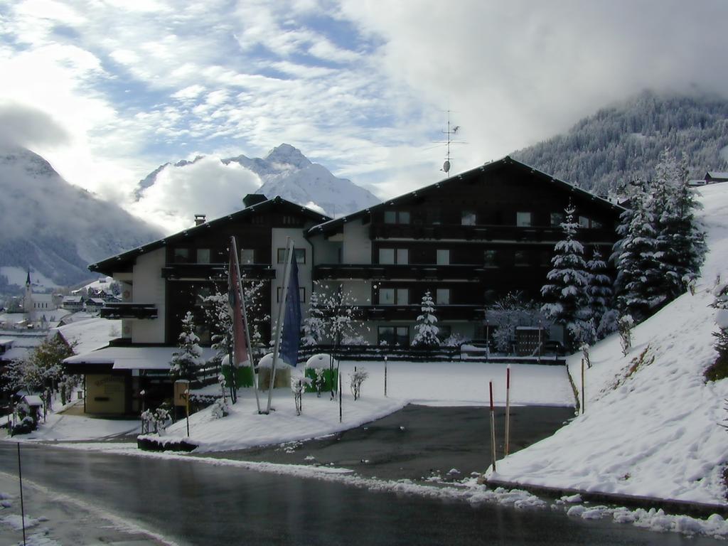 Suitehotel Kleinwalsertal Hirschegg  Dış mekan fotoğraf